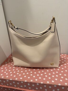 Coach Cream Pebble Leather LARGE JULIETTE with Gold Hardware